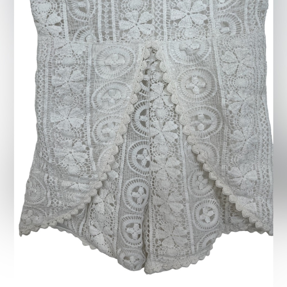 Lost in Lunar - Wilde Heart Laced Up Romper in White - Women’s Size Small - Picture 4 of 6